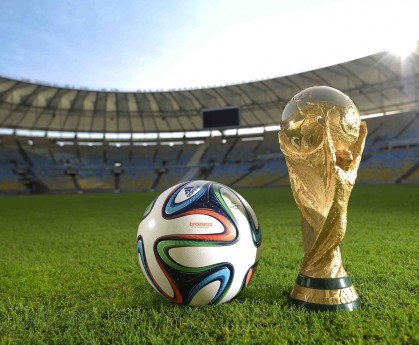 乐鱼官网入口-意甲榜首之争激烈，那不勒斯暂居第一，意甲第二轮那不勒斯对ac米兰